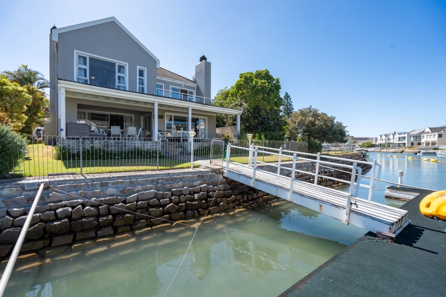 7 Bedroom Property for Sale in Royal Alfred Marina Eastern Cape